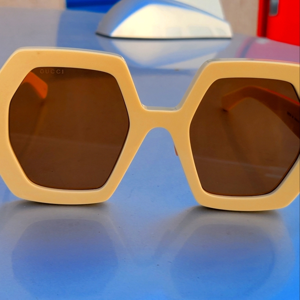 Gucci sunglasses 👓